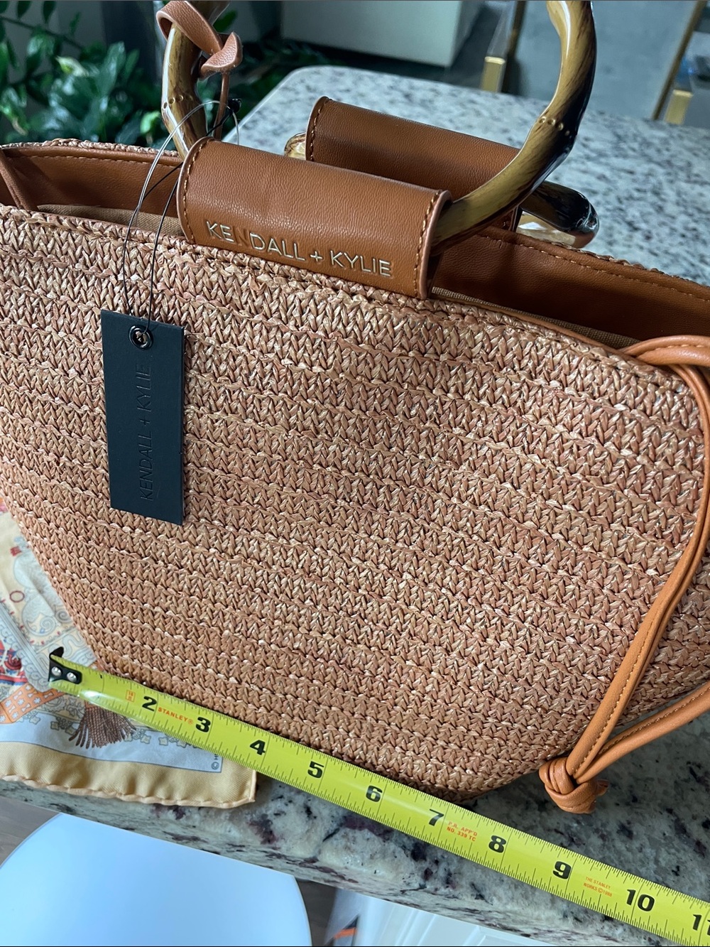 Kendall+kylie Woven Straw Tote Bag with Bamboo Handles - Picture 6 of 6